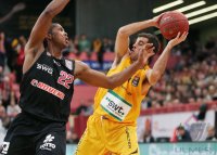 Basketball 1. Bundesliga 15/16 Hauptrunde: Walter Tigers Tuebingen -  Giessen 46ers