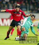 Fussball CL: Leverkusen - Maccabi Haifa, Zweikampf
