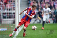 Fussball 1. Bundesliga Saison 14/15: FC Bayern Muenchen - Eintracht Frankfurt