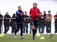 Fussball 1. Bundesliga : Bastian Schweinsteiger mit Holger Badstuber (FCB)