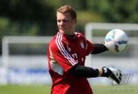 Fussball 1. Bundesliga Saison   2011/2012 : Torwart Manuel Neuer (FC Bayern Muenchen)