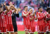 Fussball 1. Bundesliga Saison 17/18: FC Bayern Muenchen - SC Freiburg