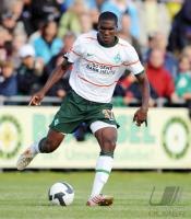 FUSSBALL 1. BUNDESLIGA: Werder, IKENG Einzelaktion