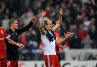 FUSSBALL  International CHL 09/10: Arjen Robben, Bastian Schweinsteiger (v. re., FCB)