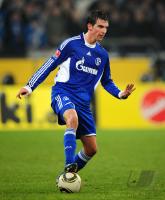 FUSSBALL, 1. BUNDESLIGA, 18. Spieltag: Schalke, MORITZ Einzelaktion