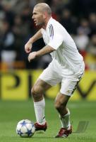 Fussball CL, Real Madrid: ZIDANE Einzelaktion