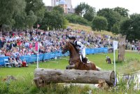 REITEN Olympia 2012: Michael Jung (Deutschland) mit Sam beim Gelaenderitt