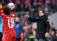 Fussball 1. Bundesliga Saison 19/20: FC Bayern Muenchen - VfL Wolfsburg