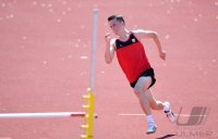 Leichtathletik: Hochspringen Lukas Gaertner (TV Rottenburg) trainiert im Rottenburger Hohenberstadion