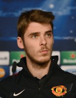 FUSSBALL INTERNATIONAL  CHL ACHTELFINALE 12/13: Torwart David De Gea (Manchester United FC)