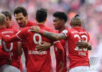 Fussball 1. Bundesliga Saison 2016/2017: FC Bayern Muenchen - Eintracht Frankfurt