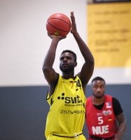 Basketball 2. Bundesliga  19/20 Testspiel: Tigers Tuebingen - Nuernberg Falcons