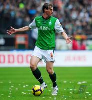 FUSSBALL, 1. BUNDESLIGA, 27. Spieltag: Bremen - Bochum, BOROWSKI am Ball