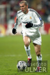 FUSSBALL CHL  Zinedine  Zidane  (Real) am Ball