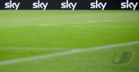Fussball PAY TV Sender Werbebane Sky