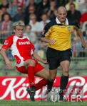 Fussball 2. Bundesliga: Oberhausen - Reutlingen, Zweikampf