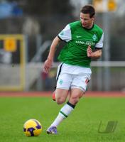 FUSSBALL, 3. LIGA, 30. Spieltag: Werder II, PERTHEL am Ball