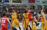 Basketball 1. Bundesliga 2012/2013: Walter Tigers Tuebingen  - s Oliver Baskets Wuerzburg