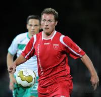 FUSSBALL 3. BUNDESLIGA: Kickers Emden, PFINGSTEN