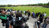 Fussball CHL Finale 2012: Abschluss Training beim FC Bayern Muenchen