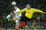 Fussball 1. Bundesliga: Dortmund - Hamburg, Zweikampf