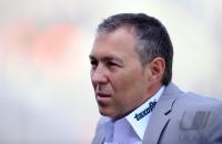 Fussball 3. Bundesliga: Trainer Juergen Press (Burghausen)