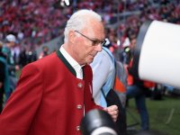 Fussball 1. Bundesliga Saison 15/16: FC Bayern Muenchen - Hannover 96