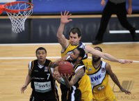Basketball 1. Bundesliga  11/12:  Walter Tigers Tuebingen - EWE Baskets Oldenburg