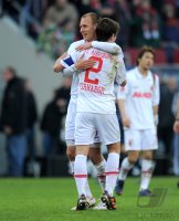 Fussball 1. Bundesliga, Saison 2011/2012: Dominik Reinhardt (li,) mit Paul Verhaegh (FC Augsburg)