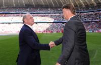 Fussball 1. Bundesliga : v. li., Manager Uli Hoeness  mit Trainer Louis van Gaal (FCB)