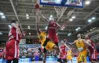 Basketball 1. Bundesliga 16/17 Hauptrunde: Walter Tigers Tuebingen - Brose Bamberg