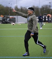 American Football Camp bei den Reutlingen Eagles mit Marcel Dabo