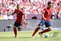 Fussball 1. Bundesliga Saison 17/18: FC Bayern Muenchen -  VfB Stuttgart