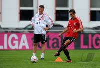 Fussball 1. Bundesliga: Trainer Louis van Gaal, Miroslav Klose (v. li., FCB)