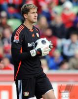 FUSSBALL 1. BUNDESLIGA: Leverkusen, ADLER