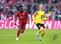 Fussball 1. Bundesliga Saison 21/22: FC Bayern Muenchen - Borussia Dortmund