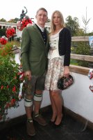 FUSSBALL 1. BUNDESLIGA 13/14:  Bastian Schweinsteiger und Freundin Sarah Brandner