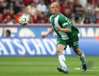 Fussball 1. Bundesliga: Wolfsburg, KARHAN Einzelaktion