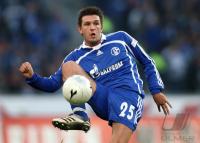 Fussball 1. Bundesliga: Schalke, BAJRAMOVIC Einzelaktion