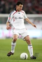 Fussball 1. Bundesliga: Bayern, VAN BOMMEL Einzelaktion