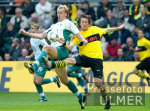 Fussball 1. Bundesliga: Dortmund - Wolfsburg, Zweikampf