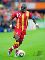 Fussball International: Ghana, APPIAH  am Ball