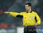 FUSSBALL CHL   FC Basel - Juve  Schiedsrichter Wolfgang Stark (GER)