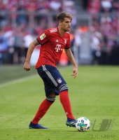 Fussball 1. Bundesliga Saison 17/18: FC Bayern Muenchen -  VfB Stuttgart