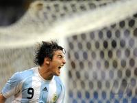 FUSSBALL  Olympia 2008  Peking  Vorrunde Argentinien - Australien