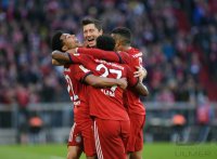 Fussball 1. Bundesliga Saison 18/19: FC Bayern Muenchen - Borussia Dortmund