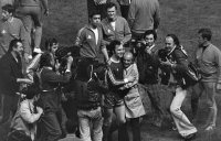 Fussball Europacupfinale 1975 Bayern-Leeds: Beckenbauer, Cramer (Bayern)