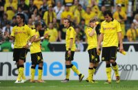 Fussball 1. Bundesliga:  Enttaeuschung bei Lucas Barrios, Marcel Schmelzer, Mats Julian Hummels (v. li., Borussia Dortmund)