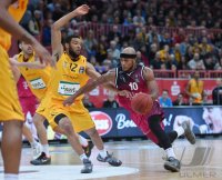 Basketball 1. Bundesliga 15/16 Hauptrunde: Walter Tigers Tuebingen - Telekom Baskets Bonn