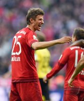 Fussball 1. Bundesliga Saison 15/16: FC Bayern Muenchen - Borussia Dortmund